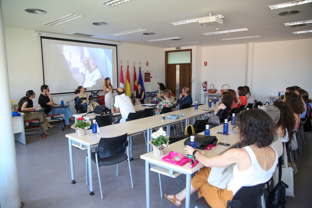 Clausura del Curso de Especialista en Comunicación Aumentativa y Alternativa de la UCLM. Imagen cedida por la entidad.